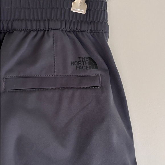 The North Face  Relaxed Fit Standard Wide Pant Vanadis Grey 4 - Picture 4 of 8
